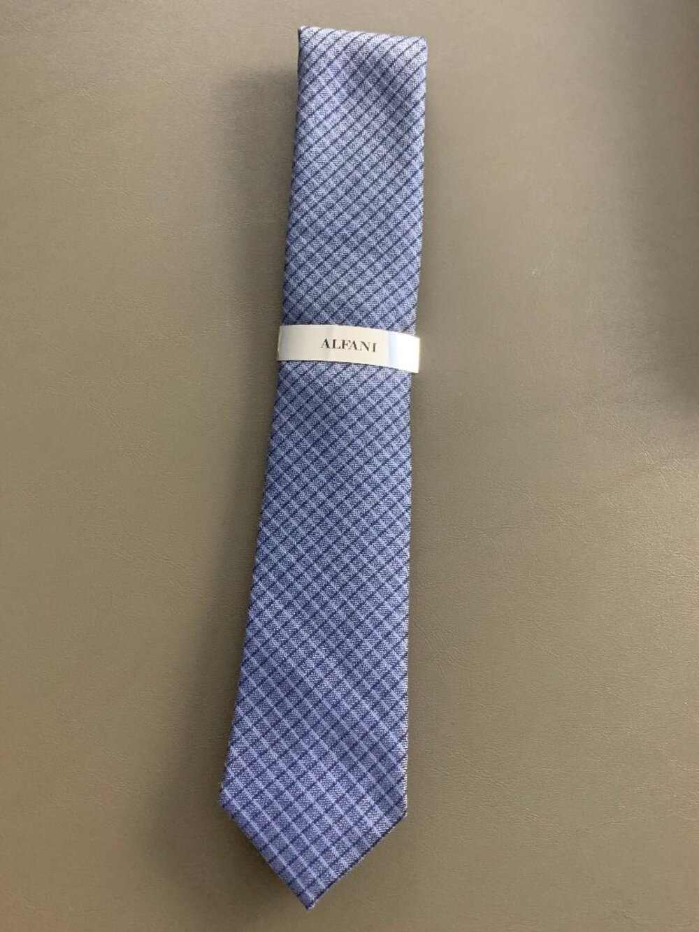 Alfani Men's Slim 2.75'' 100% Polyester Neck Tie, Navy Blue Huron Plaid